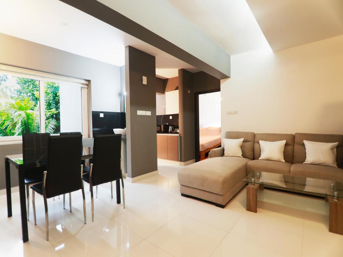 Transit Suites By Grandwest Nedumbassery Exterior foto